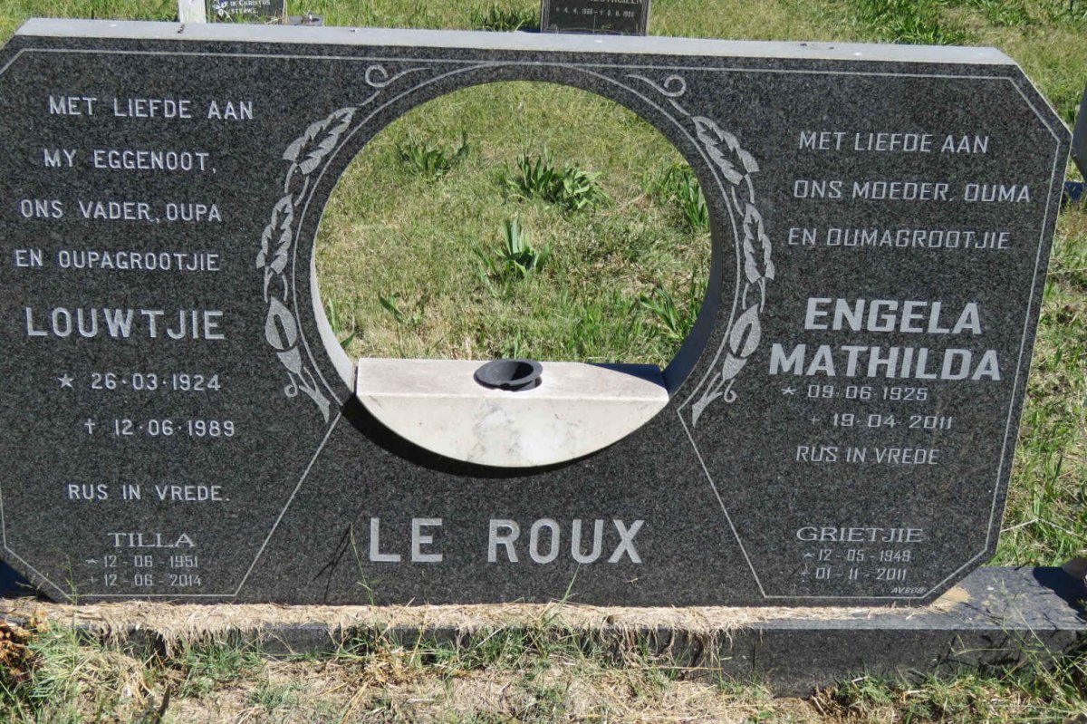 ROUX Louwtjie, le 1924-1989 & Engela Mathilda 1925-2011 :: ROUX Tilla, le 1951-2014 :: ROUX Grietjie, le 1949-2011