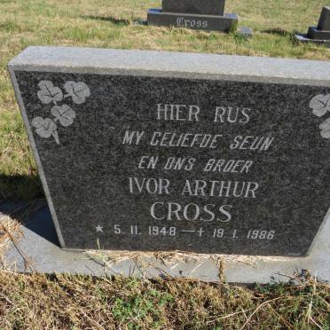 CROSS Ivor Arthur 1948-1986
