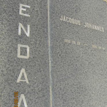 ODENDAAL Jacobus Johannes 1906-1996 &amp; Esther Sophia WILKEN 1904-1996