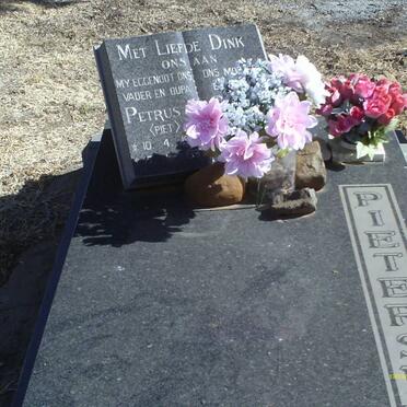 PIETERSE Petrus J. 1917-1993 &amp; Dina M. 1926-2004