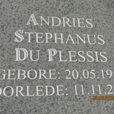 PLESSIS Andries Stephanus, du 1954-2011
