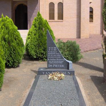 VUUREN Pieter, van 1958-1994