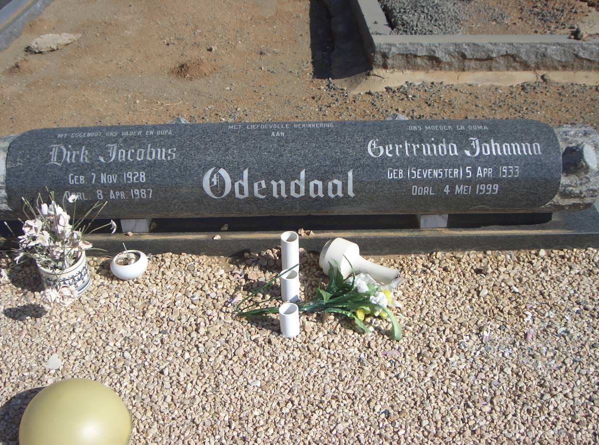 ODENDAAL Dirk Jacobus 1928-1987 & Gertruida Johanna SEVENSTER 1933-1999