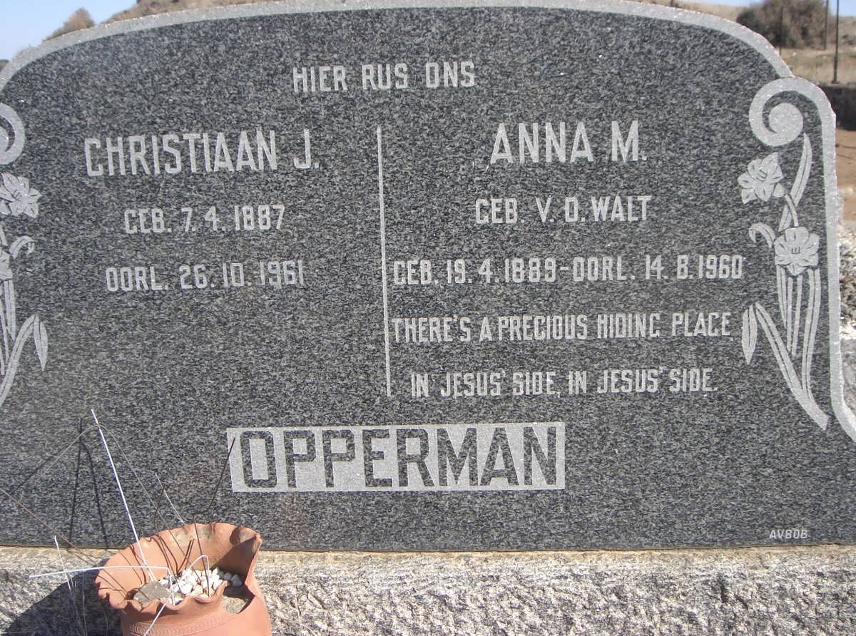 OPPERMAN Christiaan J. 1887-1961 & Anna M. V.D. WALT 1889-1960