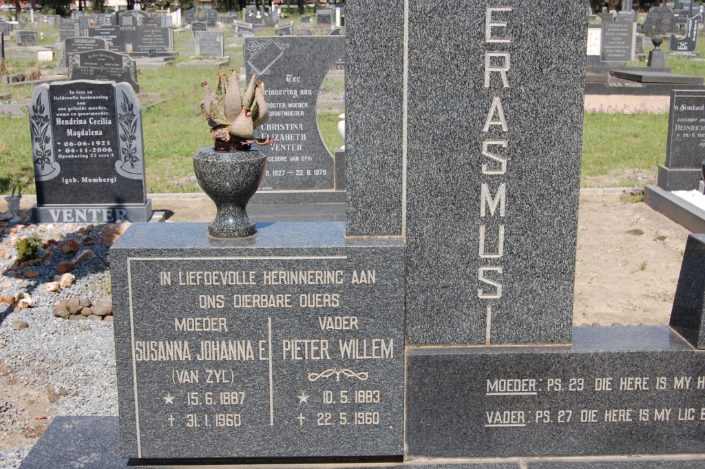 ERASMUS Pieter Willem 1883-1960 & Susanna Johanna E. VAN ZYL 1887-1960