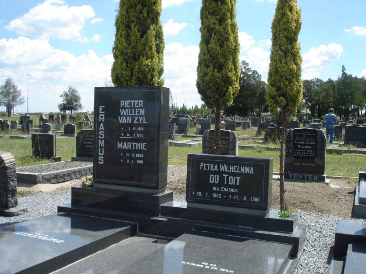 ERASMUS Pieter Willem van Zyl 1928-1993 & Marthie 1933-1991 :: DU TOIT Petra Wilhelmina nee ERASMUS 1963-1990