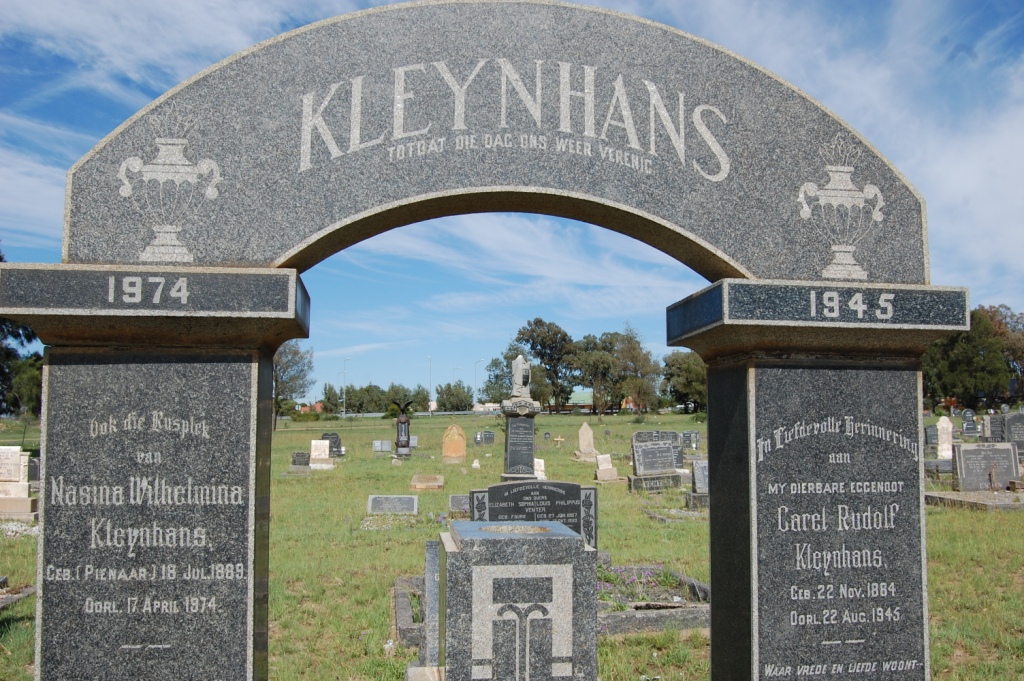 KLEYNHANS Carel Rudolf 1884-1945 & Nasina Wilhelmina PIENAAR 1889-1974