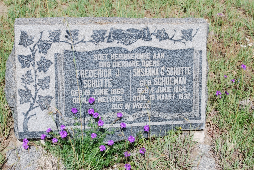 SCHUTTE Frederick J. 1860-1936 & Susanna G. SCHOEMAN 1864-1932