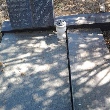 PRETORIUS Gert J.S. 1920-1991 &amp; Gertruida Susanna 1925-2006