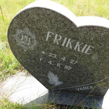 BEZUIDENHOUT Frikkie 1927-1992 & Bokkie 1925- _1