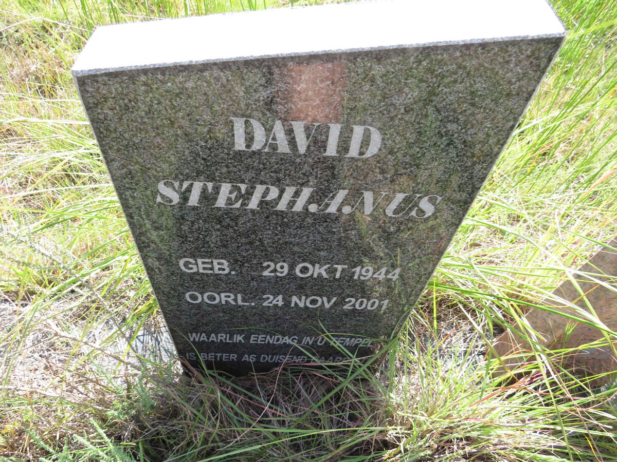 FOURIE David Stephanus 1944-2001 & Anna C.W. 1945- _3