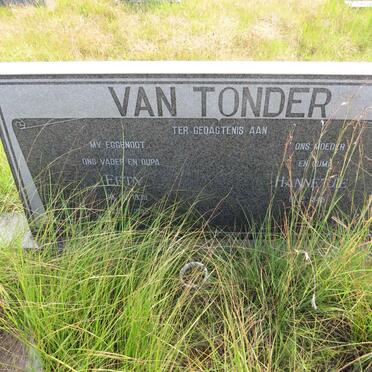 TONDER Efty, van 1938-1995 & Hannetjie 1945- _1