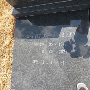 VILJOEN Daniel Christoffel Jacobus 1934- & Hester Petronella Gertruida VAN NIEKERK 1942-2021 _2