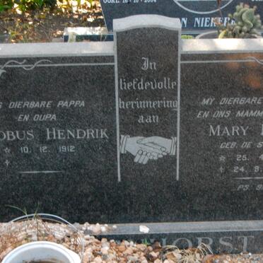 ? Jacobus Hendrik 1912- &amp; Mary Luisa DE SWARDT 1919-1977