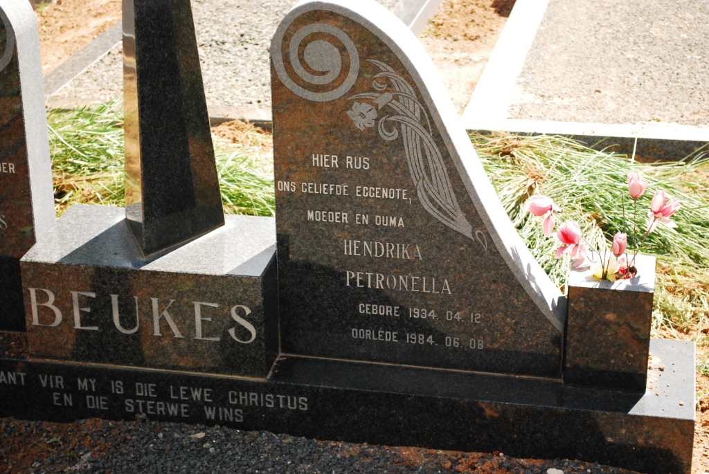 BEUKES Hendrika Petronella 1934-1994