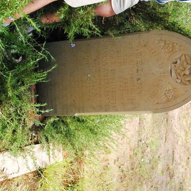 LOXTON C.F. -1894 :: FRASER Johanna Jacoba -1899