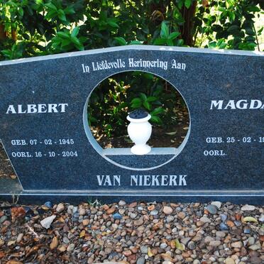 NIEKERK Albert, van 1945-2004 &amp; Magda 1950-