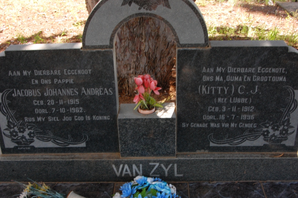 ZYL Jacobus Johannes Andreas, van 1915-1962 & C.J. LUBBE 1912-1996