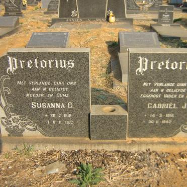 PRETORIUS Gabriel J. 1915-1962 &amp; Susanna G. 1918-1977