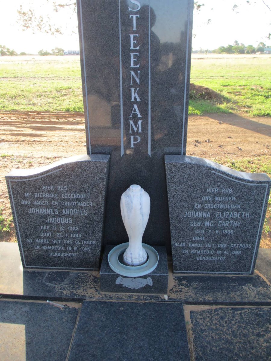 STEENKAMP Johannes Andries Jacobus 1922-1983 & Johanna Elizabeth McCARTHY 1935-