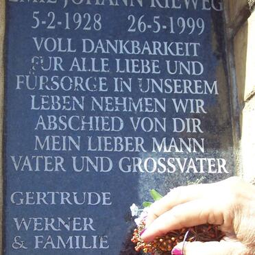 KIEWEG Emil Johann 1928-1999 :: KIEWEG Franz Johanna 1930-1955