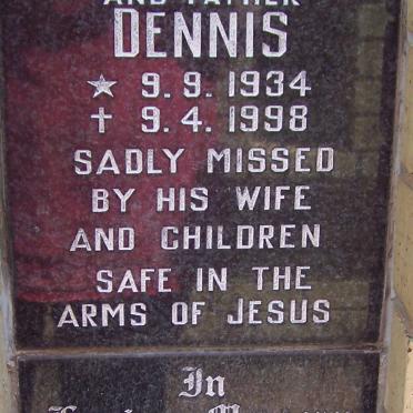 MOORE Dennis 1934-1998 :: SCHAMOTTA Keith 1968-1997