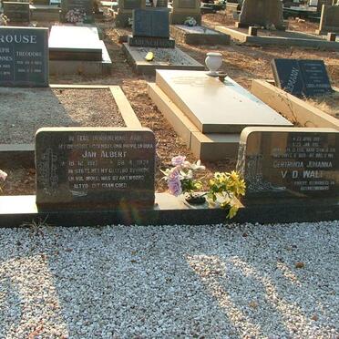 ? Jan Albert 1917-1974 &amp; Gertruida Johanna V.D. WALT