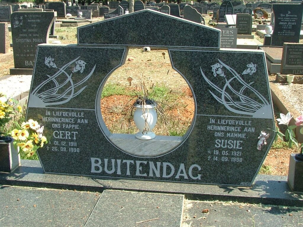 BUITENDAG Gert 1911-1998 &amp; Susie 1921-1998