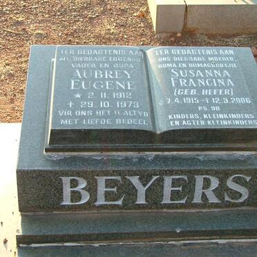 BEYERS  Aubrey Eugene 1912-1973 &amp; Susanna Francina HEFER 1915-2006