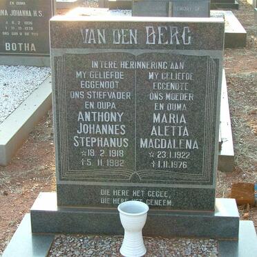 BERG Anthony Johannes Stephanus, van den 1918-1982 &amp; Maria Aletta Magdalena 1922-1976