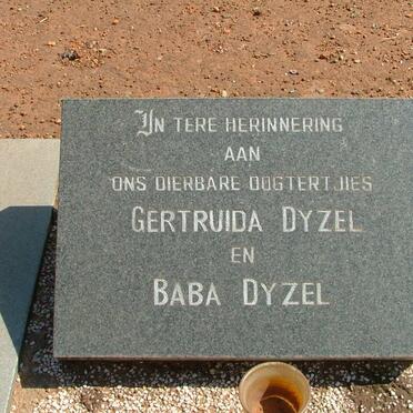 DYZEL Gertruide :: DYZEL Infant