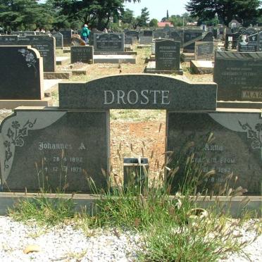 DROSTE Johannes A 1892-1975 &amp; Anna V.D. BOOM 1892-1971