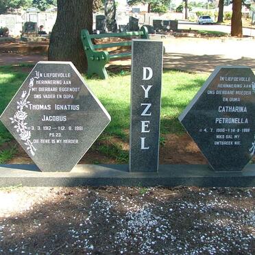 DYZEL Thomas Ignatius Jacobus 1912-1981 &amp; Catharina Petronella 1906-1990