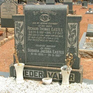EASTES Richard Thomas 1897-1947 &amp; Susara Jacoba 1905-1987