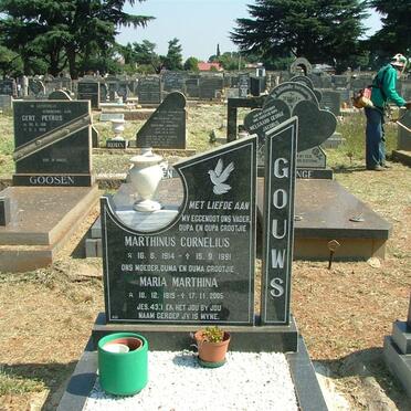 GOUWS Marthinus Cornelius 1914-1991 &amp; Maria Marthina 1915-2005