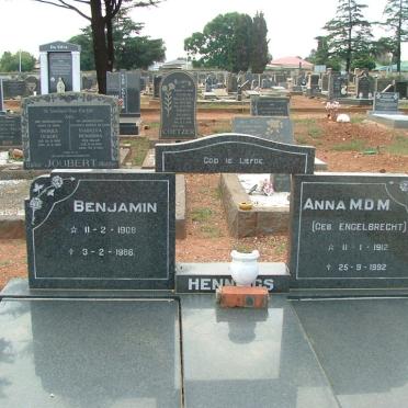 HENNINGS Benjamin 1908-1986 &amp; Anna M.D.M. ENGELBRECHT 1912-1992