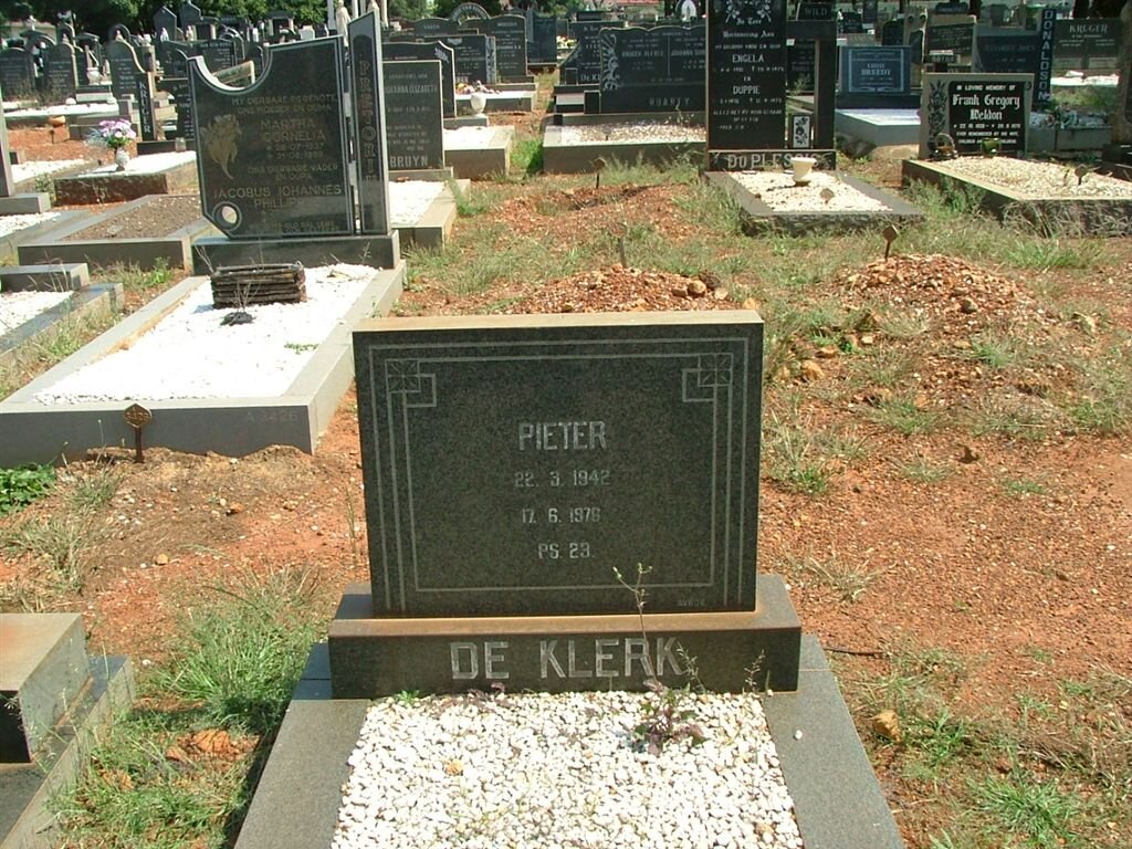 KLERK Pieter, de 1942-1976