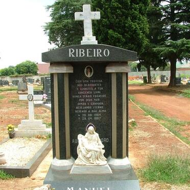 RIBEIRO Manuel 1964-1987 &amp; Aurelina Isidoro 1940-2005