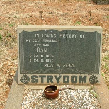 STRYDOM Dan 1904-1970