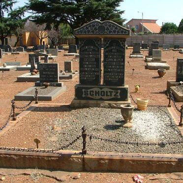 SCHOLTZ Willem Charl Andries 1854-1940 &amp; Christina Jacoba Hendrika WAGNER 1865-1945