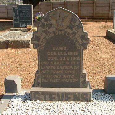 STEVENS  Danie 1945-1945