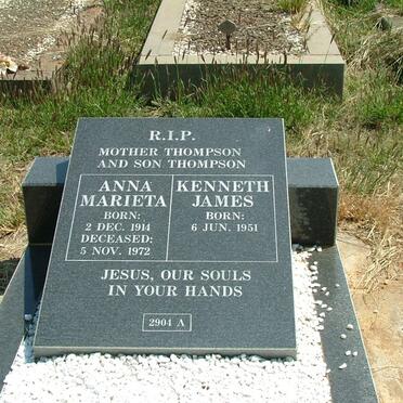 THOMPSON Anna Marieta 1914-1972 :: THOMPSON Kenneth James 1951-