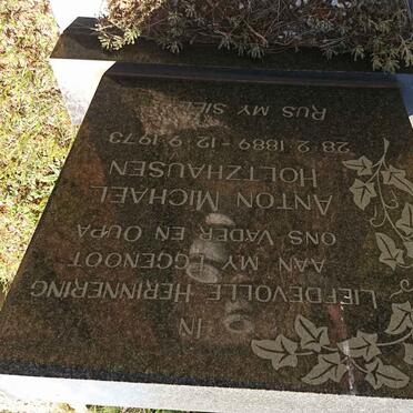 HOLTZHAUSEN Anton Michael 1889-1973 &amp; Catharina Maria VENTER 1893-1976