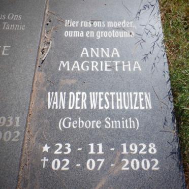WESTHUIZEN Anna Magrietha, van der nee SMITH 1928-2002 :: SMITH Joyce 1931-2002