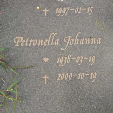 CHAMBERS Petronella Johanna 1938-2000