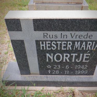 NORTJÉ Hester Maria 1942-1999