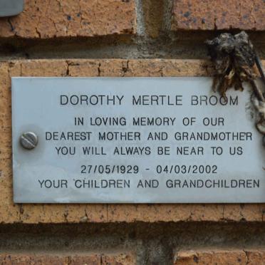 BROOM Dorothy Mertle 1929-2002