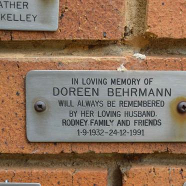 BEHRMANN Doreen 1932-1991