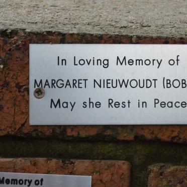 NIEUWOUDT Margaret
