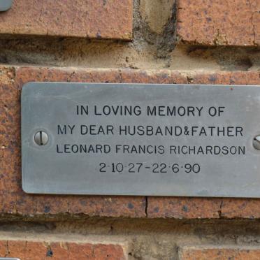RICHARDSON Leonard Francis 1927-1990